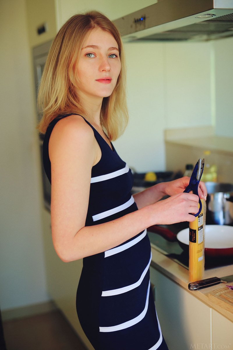 Чарлиз, 21 год, 3 размер груди